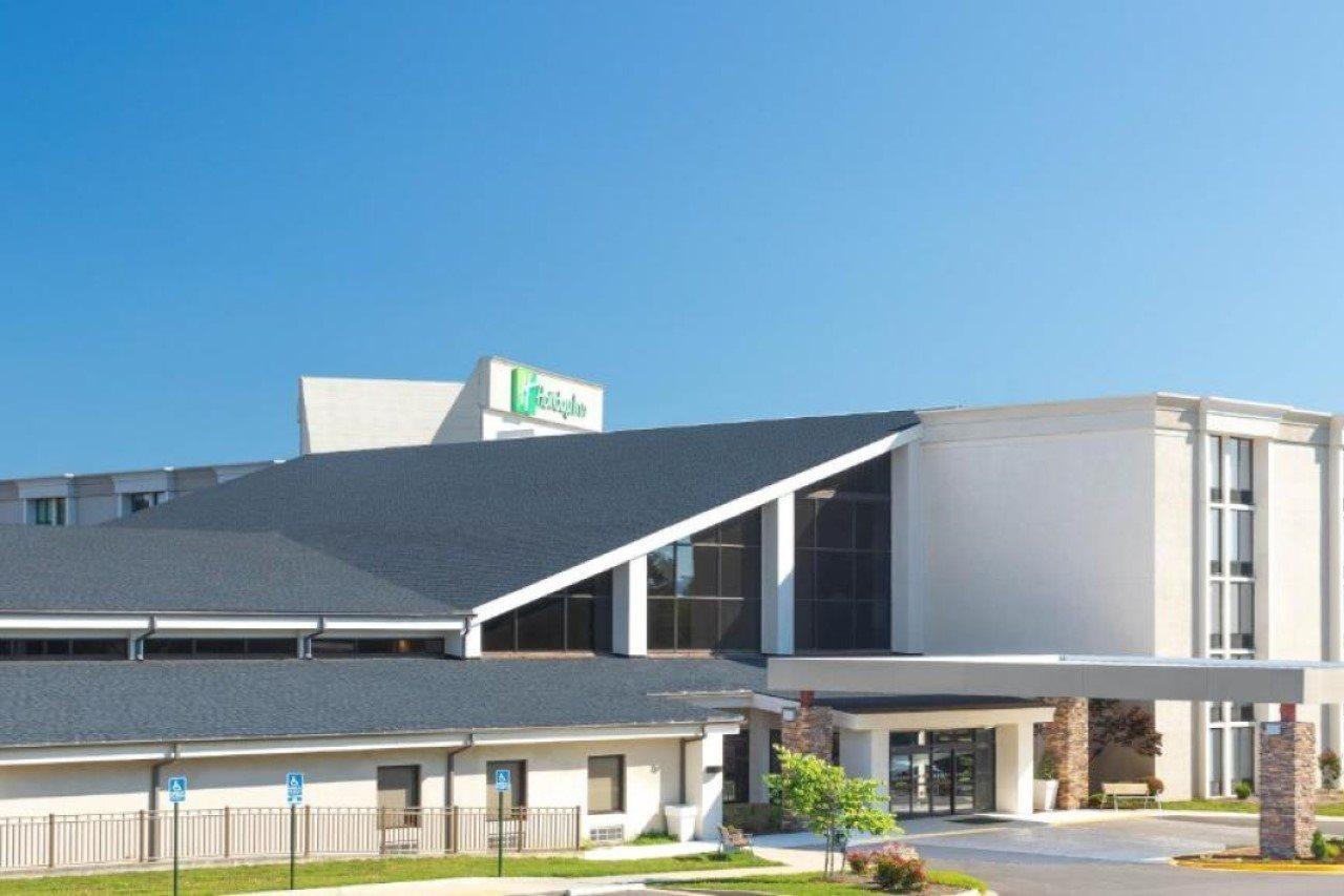 Holiday Inn Roanoke Airport - Conference Ctr By Ihg Exterior photo