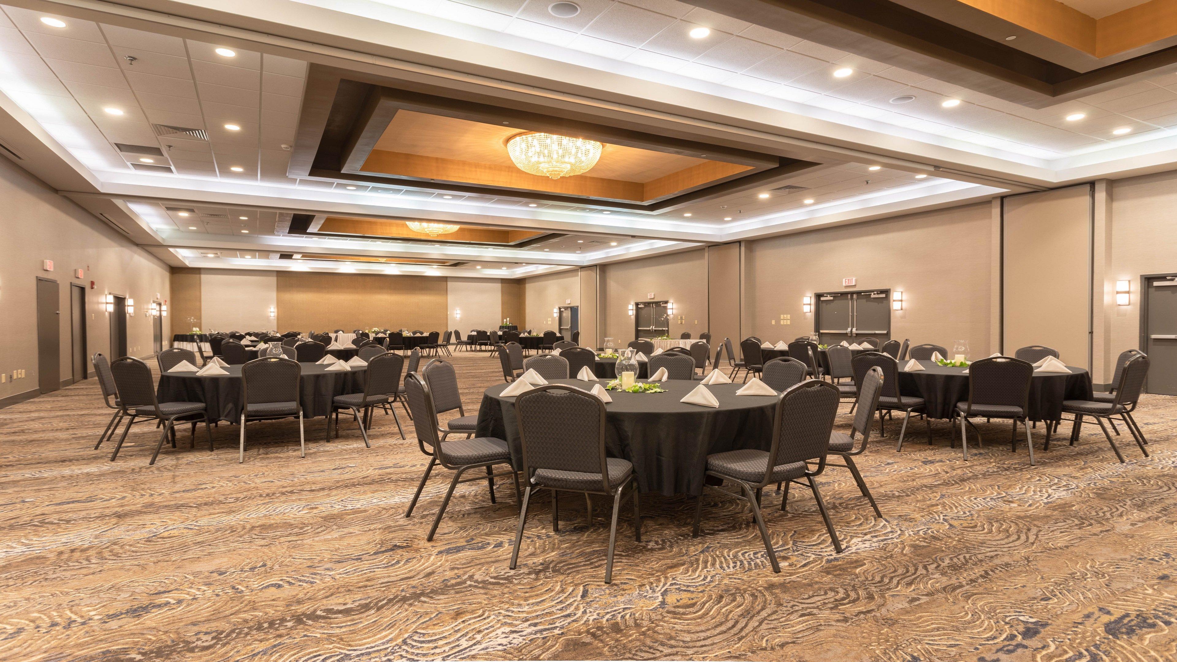 Holiday Inn Roanoke Airport - Conference Ctr By Ihg Exterior photo