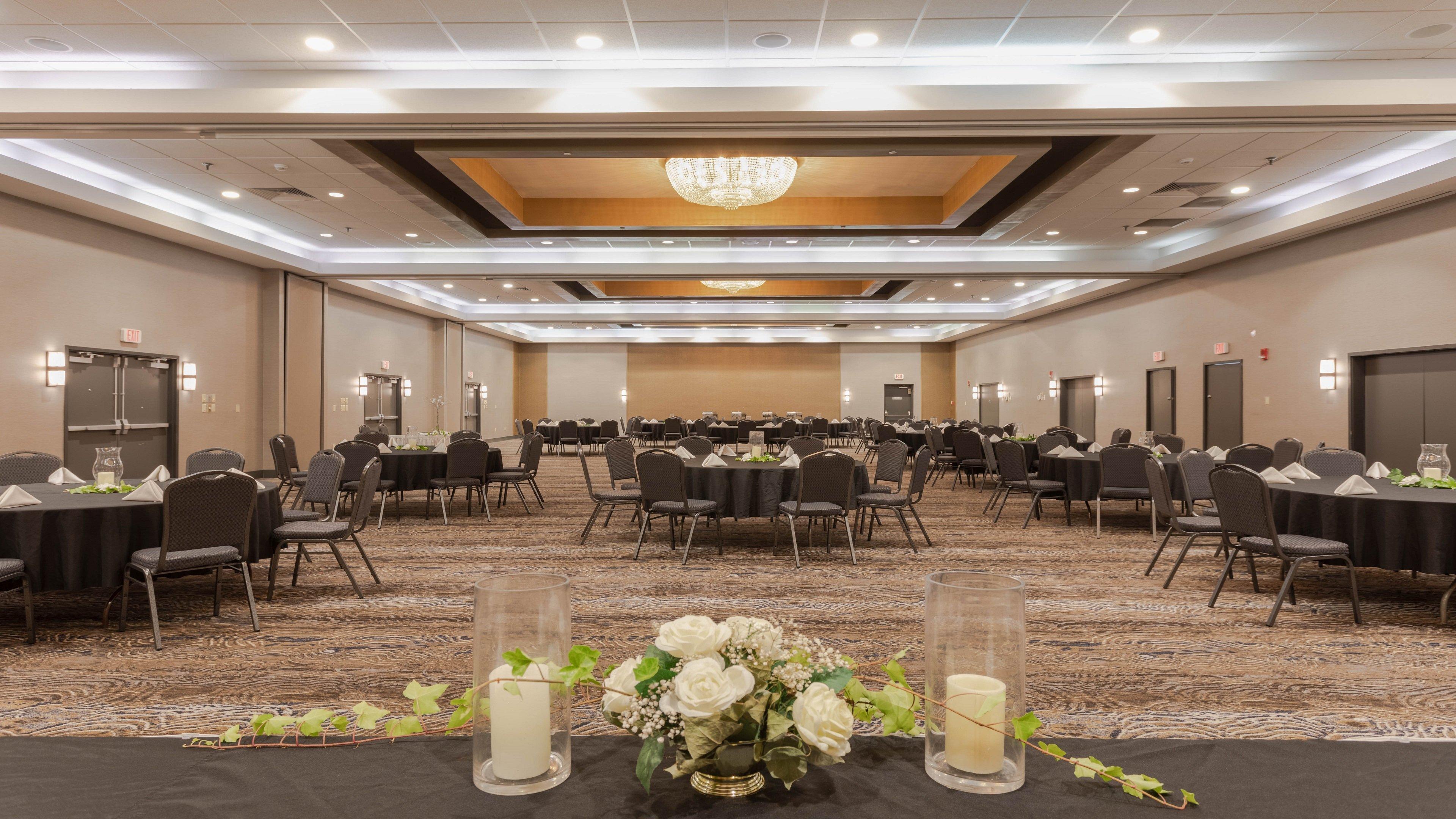 Holiday Inn Roanoke Airport - Conference Ctr By Ihg Exterior photo