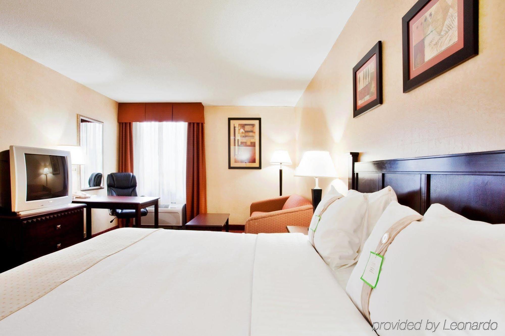 Holiday Inn Roanoke Airport - Conference Ctr By Ihg Exterior photo